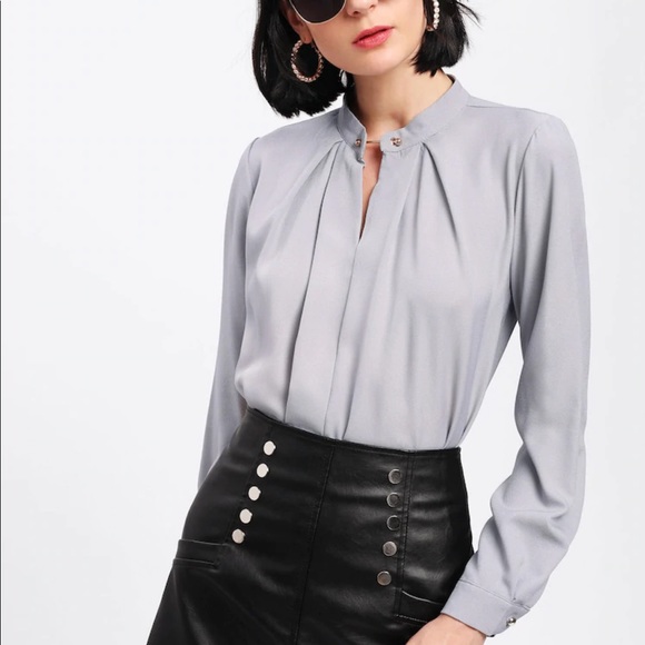 Super cute silky blouse with metal button front. - Picture 4 of 4